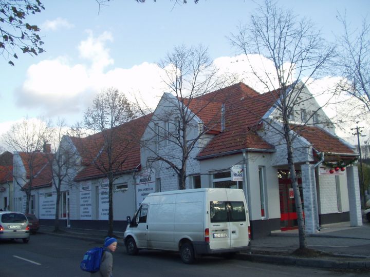 Komfort Bódis Kft., háztartási és fém szaküzlet