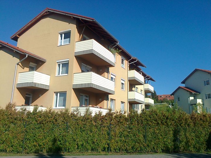 42 lakásos lakópark