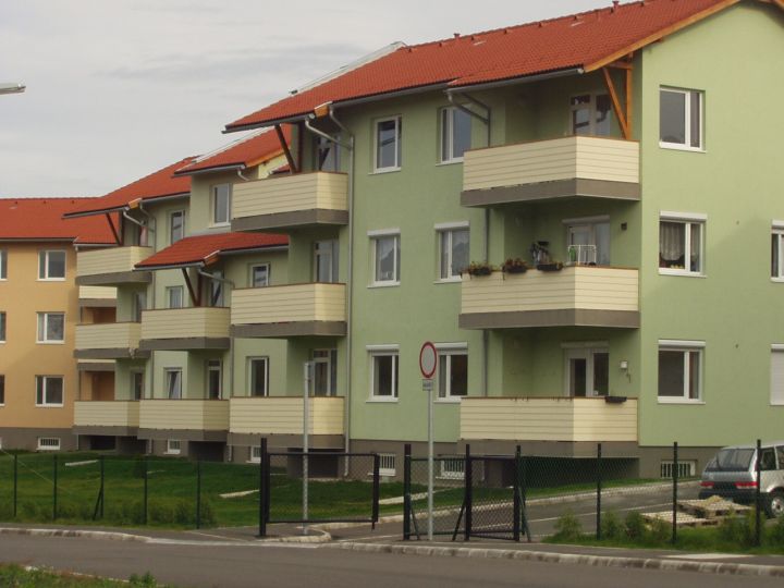42 lakásos lakópark