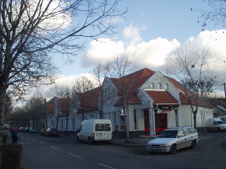 Komfort Bódis Kft., háztartási és fém szaküzlet